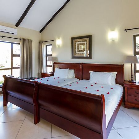 Zulu Nyala Game Lodge Hluhluwe Dış mekan fotoğraf