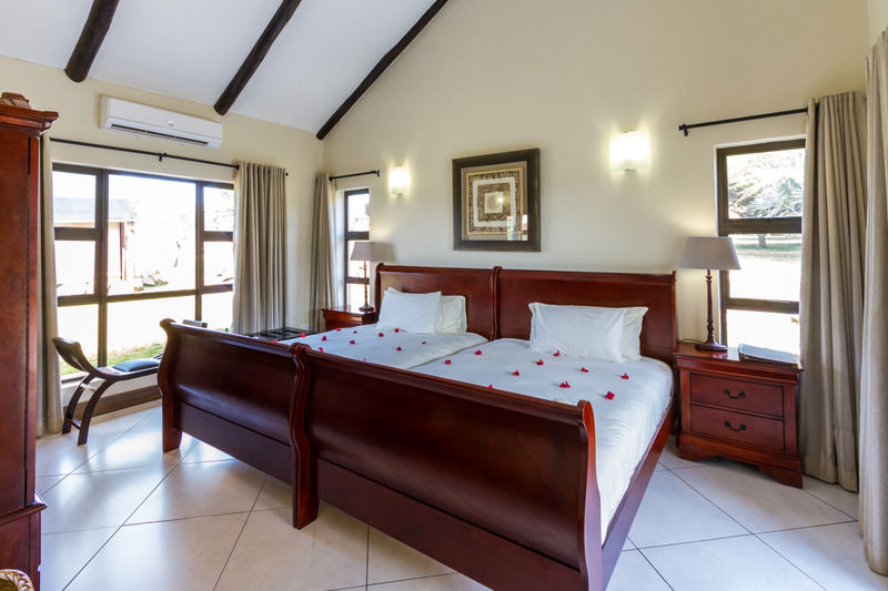 Zulu Nyala Game Lodge Hluhluwe Dış mekan fotoğraf