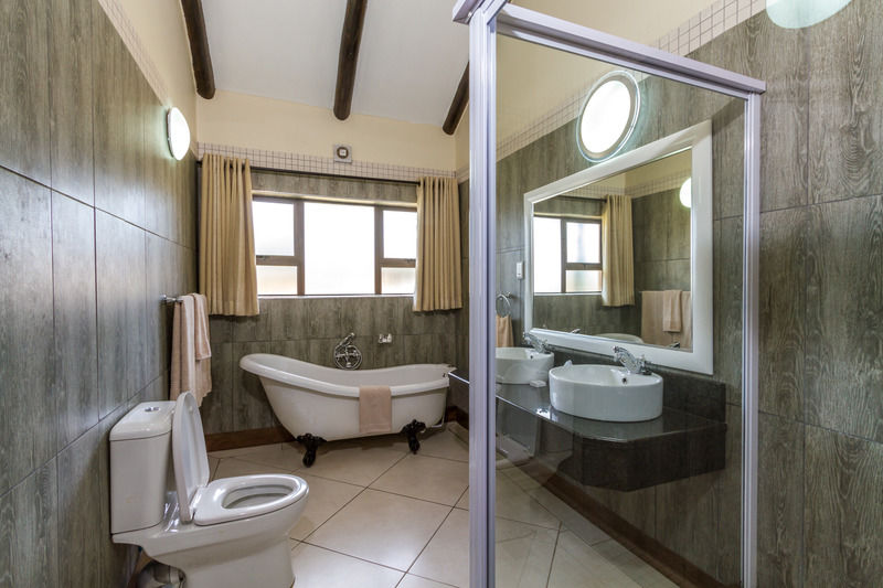 Zulu Nyala Game Lodge Hluhluwe Dış mekan fotoğraf